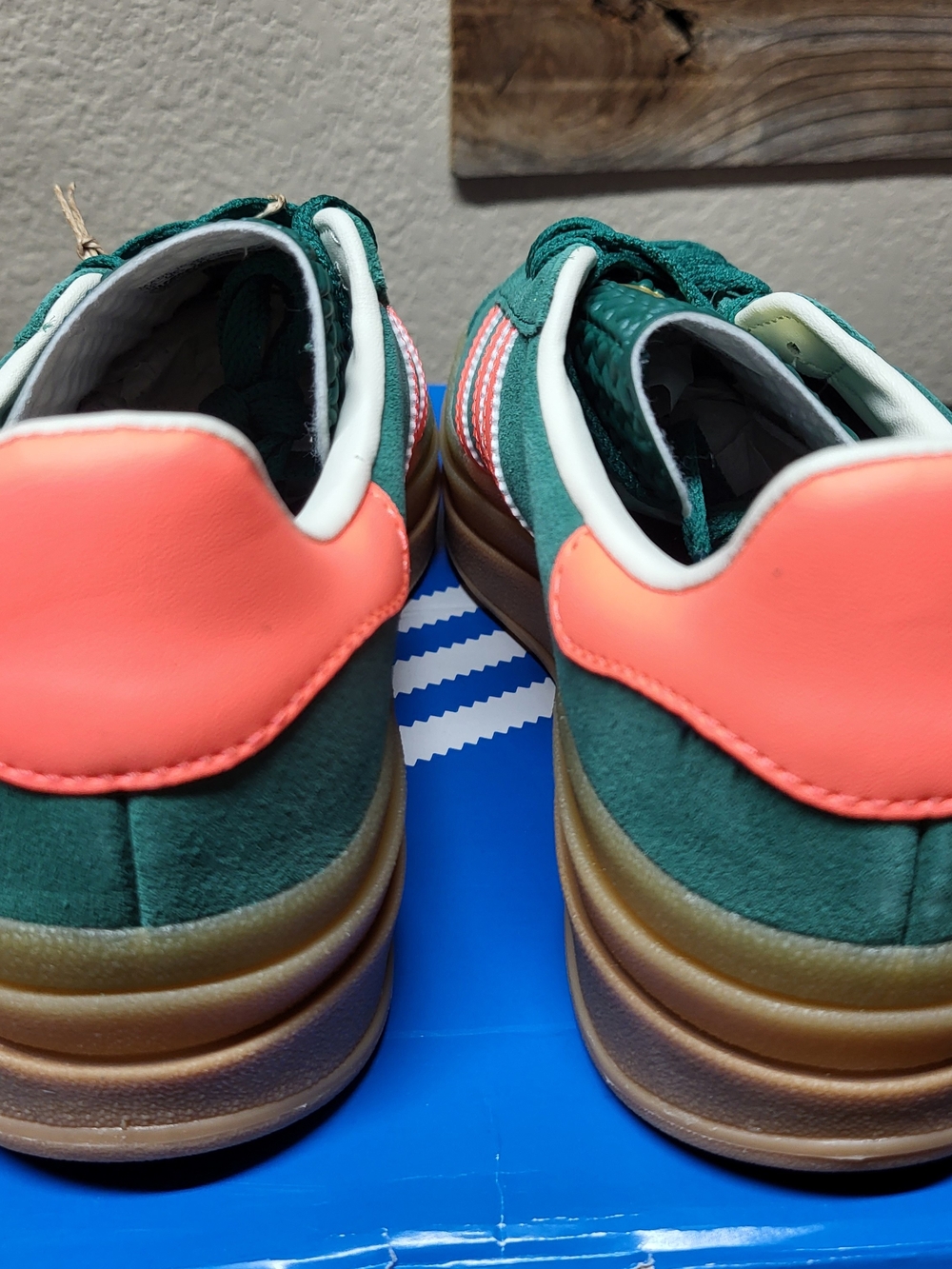 *NEW* Adidas Gazelle Bold J Green Coral Hurricanes Platform Size Youth 5 Women 6 - Picture 4 of 9